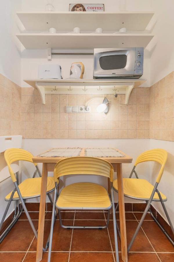 Red Velvet Appartement